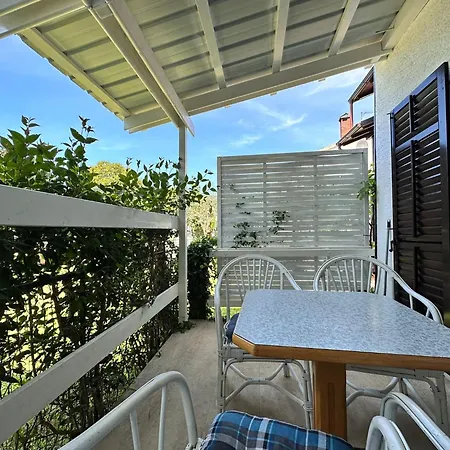 Cocolo Apartment *