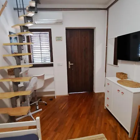 Cocolo Apartment
