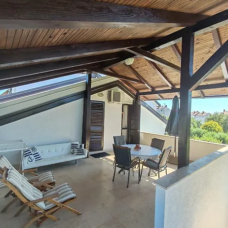 Cocolo Apartment Porec
